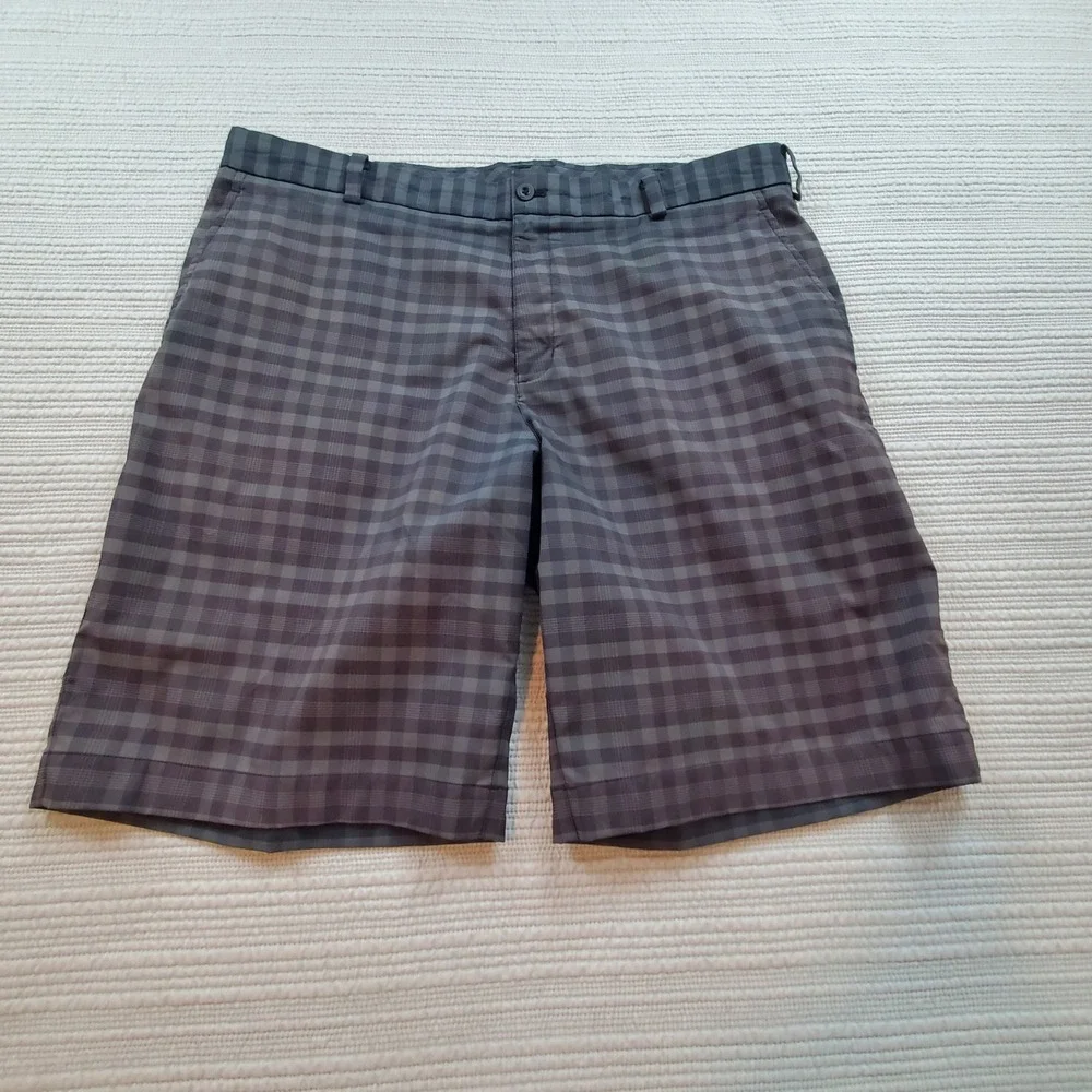 Nike Golf Dri-FIT Mens Plaid Shorts Grey Charcoal Flat Front 38